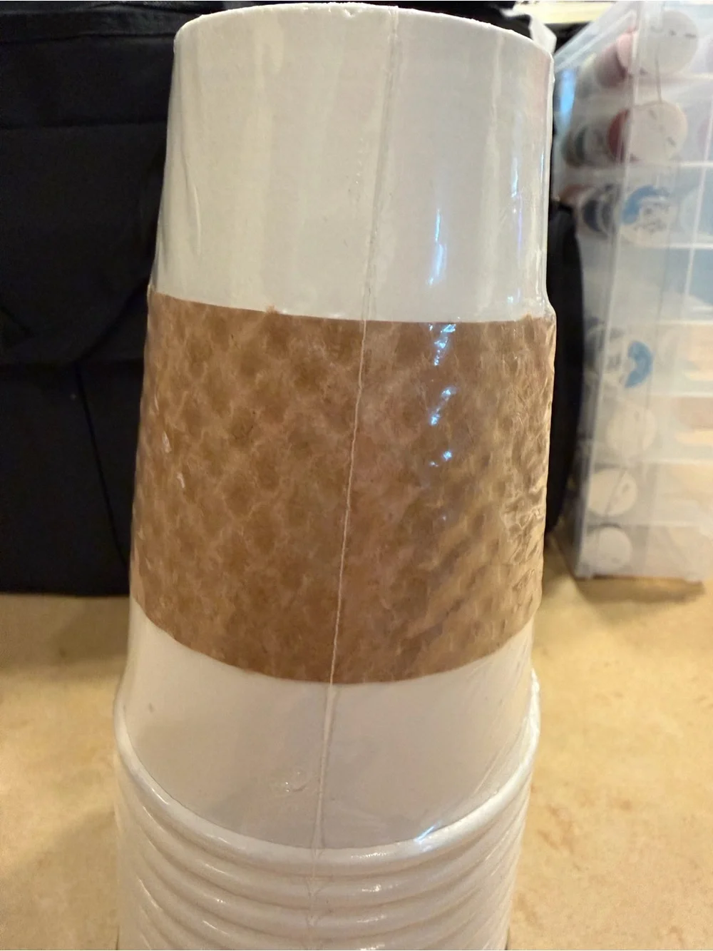 Party Supplies Hot/Cold Cups and Napkins Bundle of 4